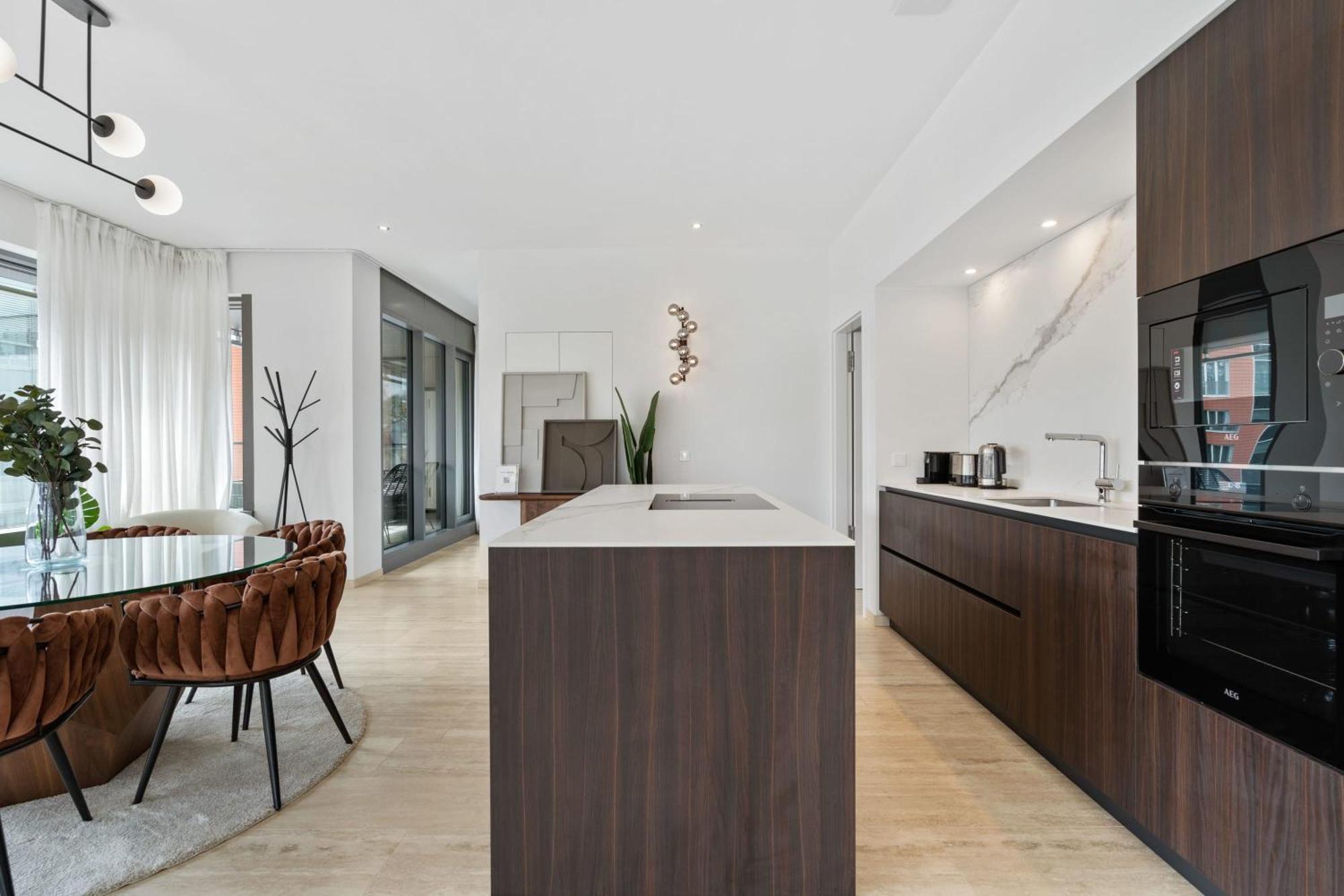 Elegant 2Br With Balcony In Heart Of Luxembourg Apartamento Exterior foto