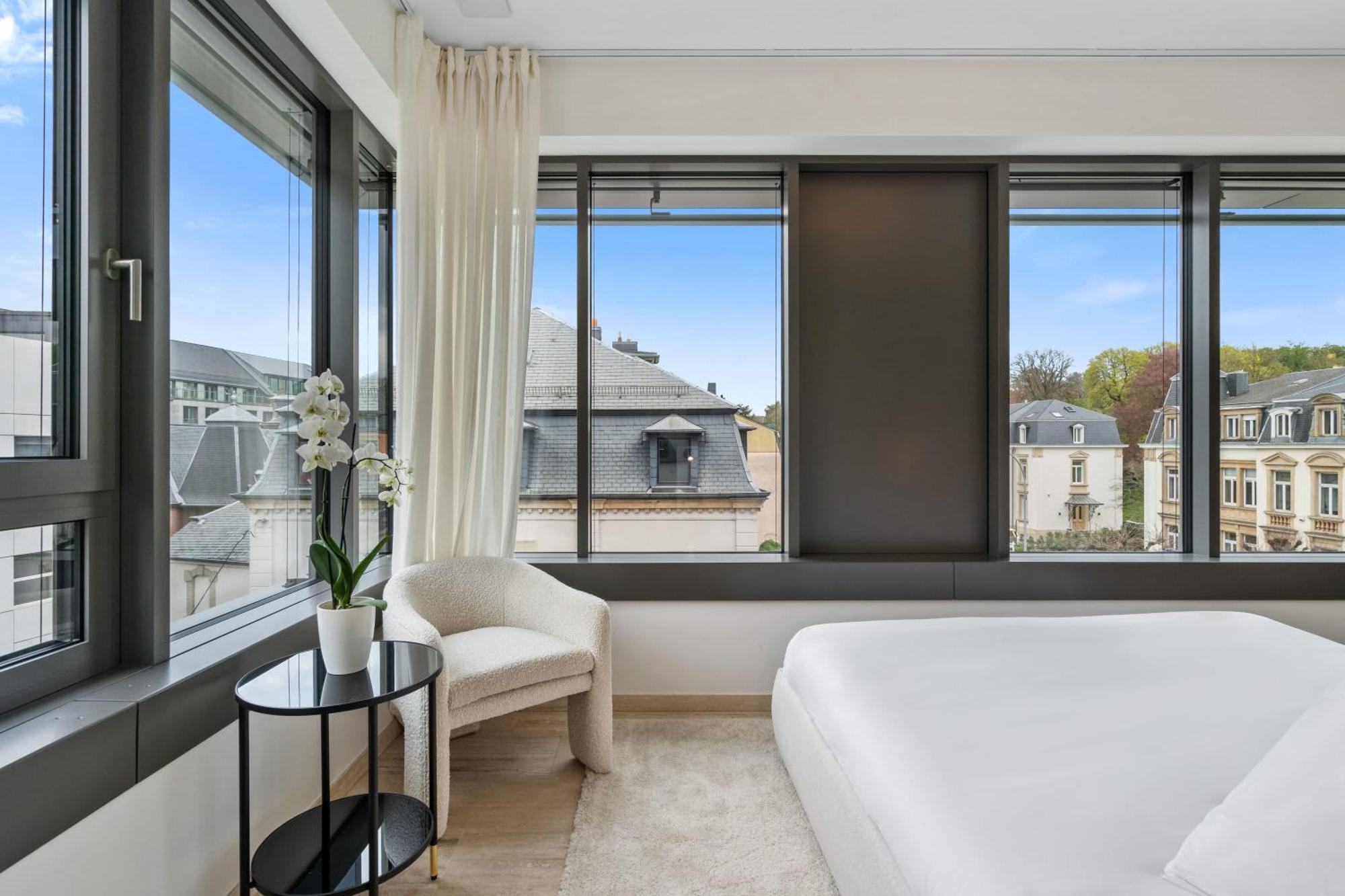 Elegant 2Br With Balcony In Heart Of Luxembourg Apartamento Exterior foto